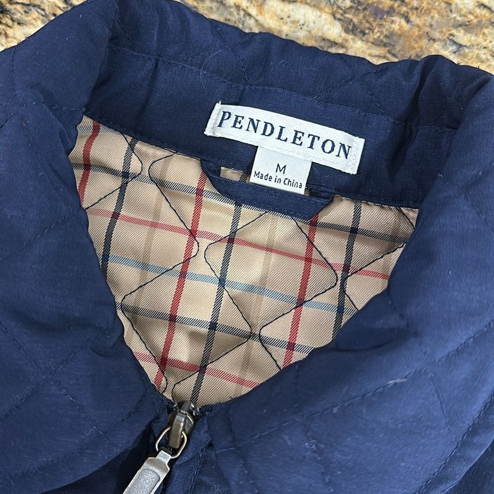 Pendleton Quilted Full Zip Jacket With Pockets In… - image 4